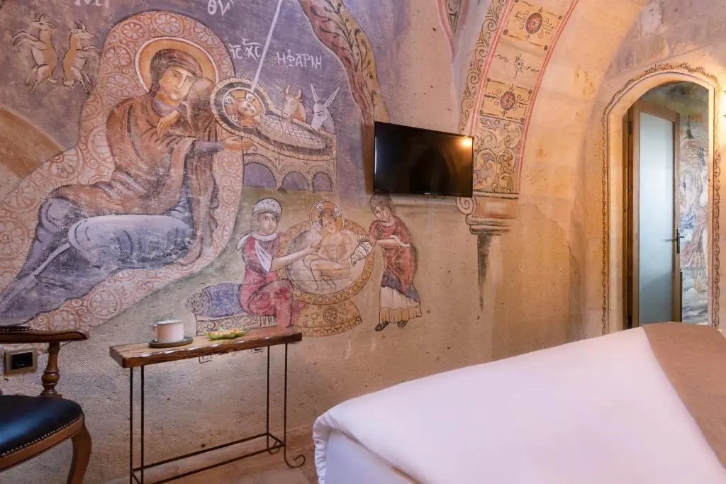 Cappa Via Cave Hotel
