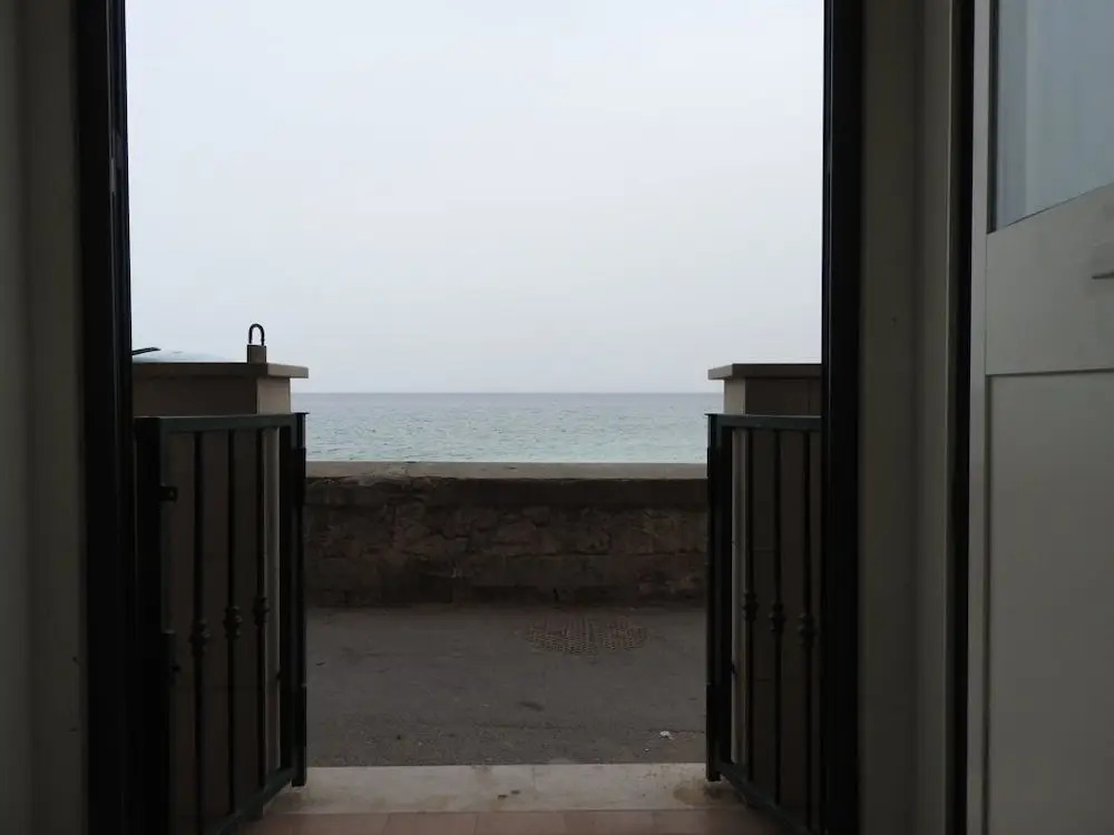 Comodo Fronte Mare Arenella