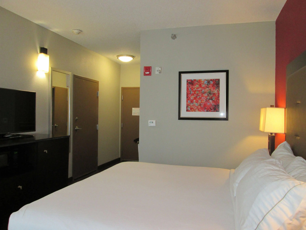 Holiday Inn Express Cloverdale - Greencastle by IHG