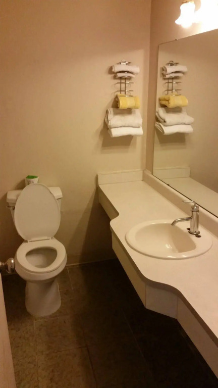Western Motor Inn