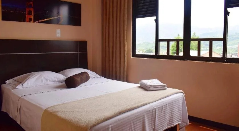 Hotel Platino Plaza