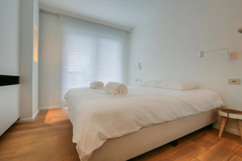 Groot appartement met zeezicht, 4e verdiep voor maximum 7 personen