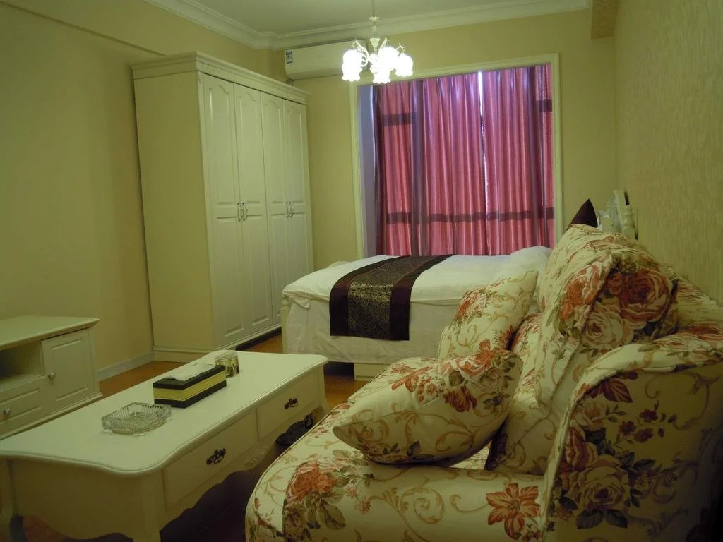 Dalian Mingrui Zuoan Classic Fashion Apartment