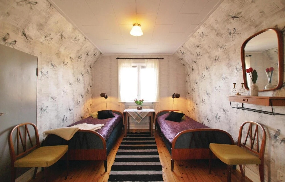 2 Bedroom Lovely Home In Hultsfred