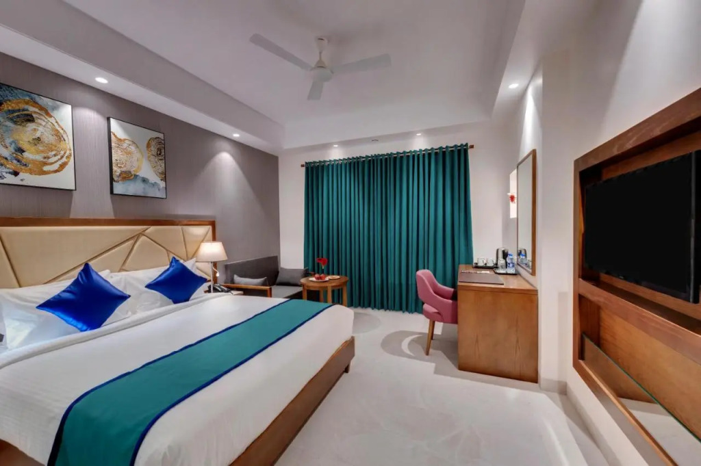 Click Hotel Aurangabad