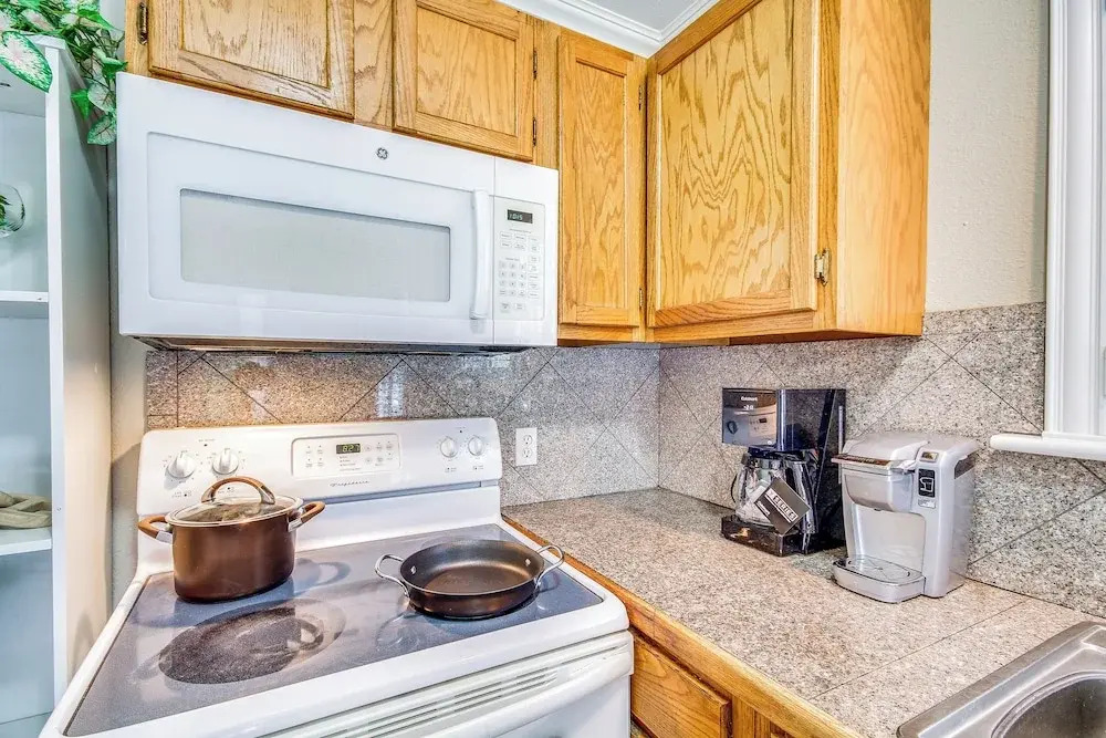 Walk to Beach: Waveland Retreat w/ Yard!