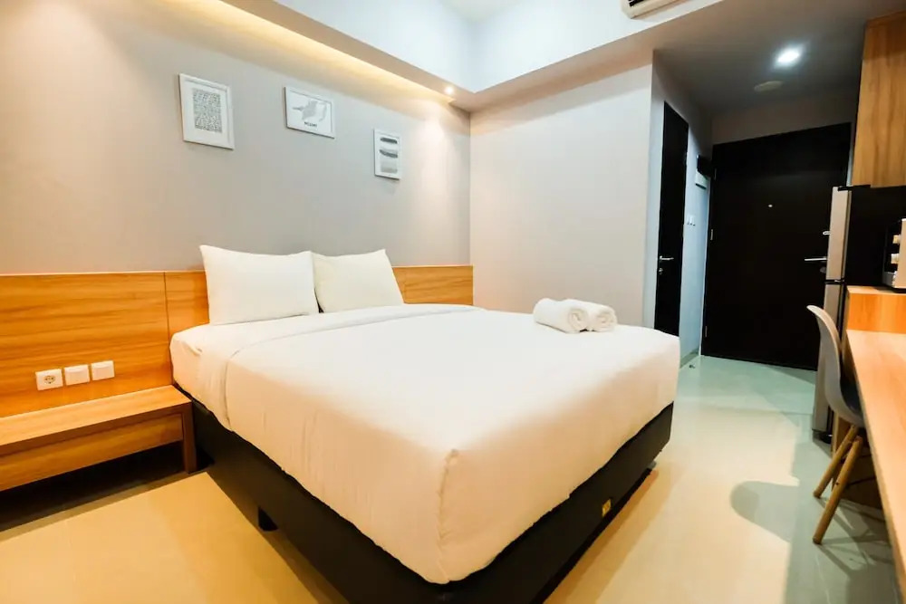 Tidy and Homey Studio Apartment at Mustika Golf Residence By Travelio