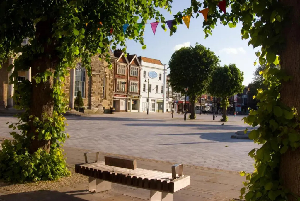 The Lazy Cow - Salisbury