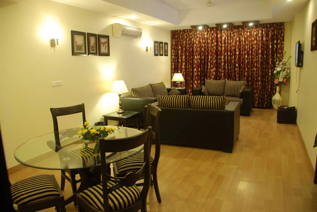 Hotel Softel Plaza