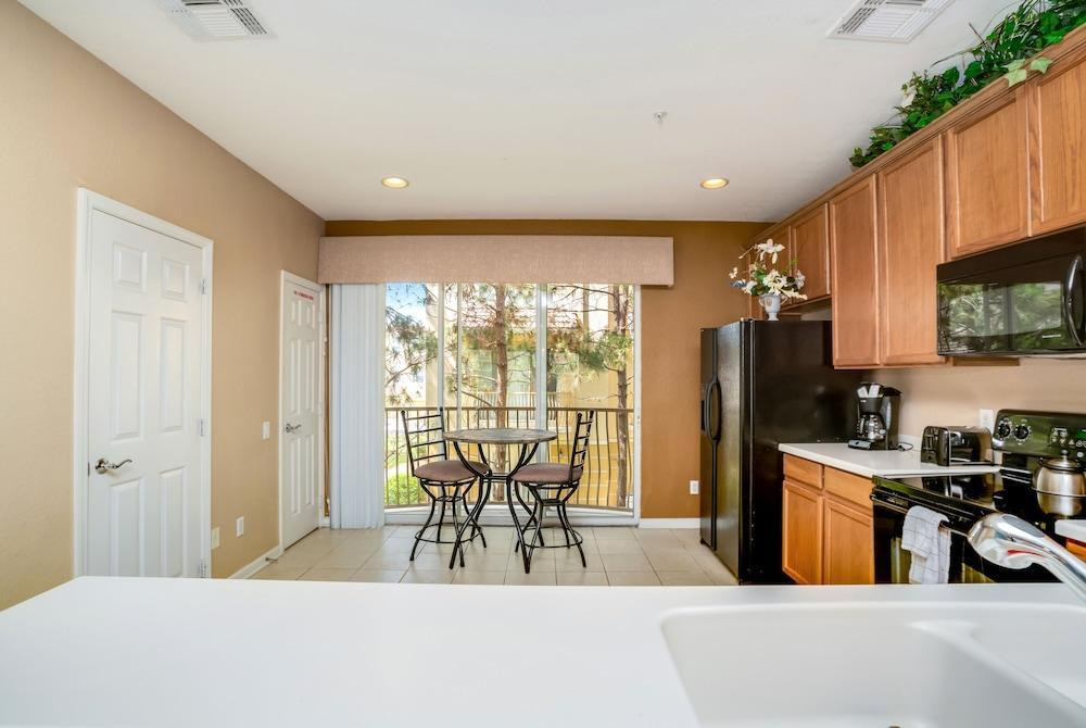 Vista Cay 3 Bedroom VC3BG