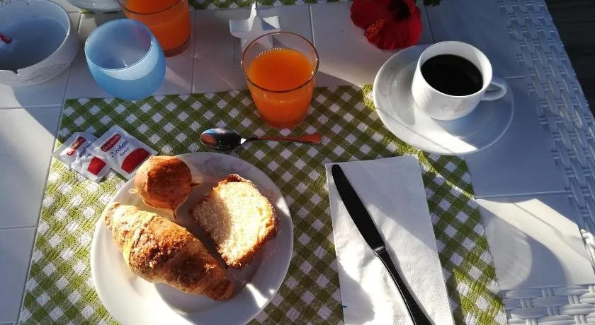 B&B Tanit