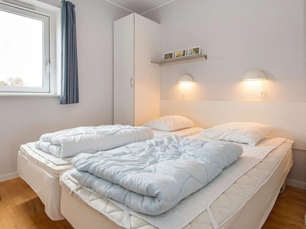 6 Person Holiday Home in Hojer