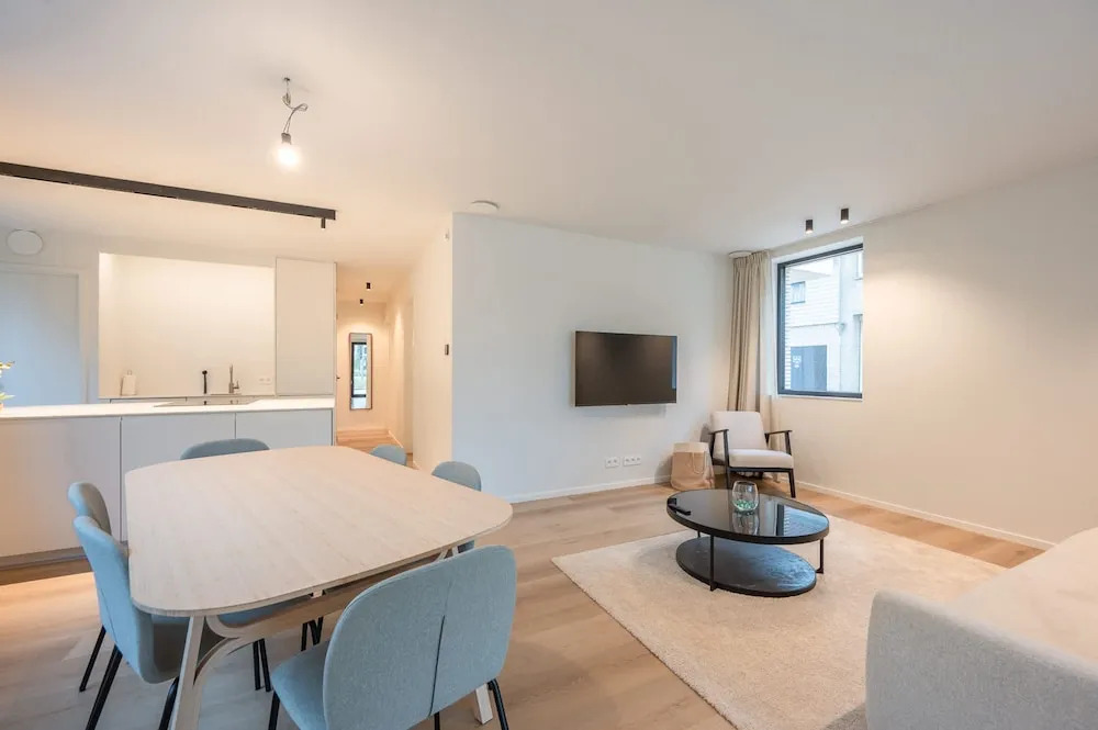 Mistral Modern Appartement in Knokke-heist met 2 Slaapkamers en Terras