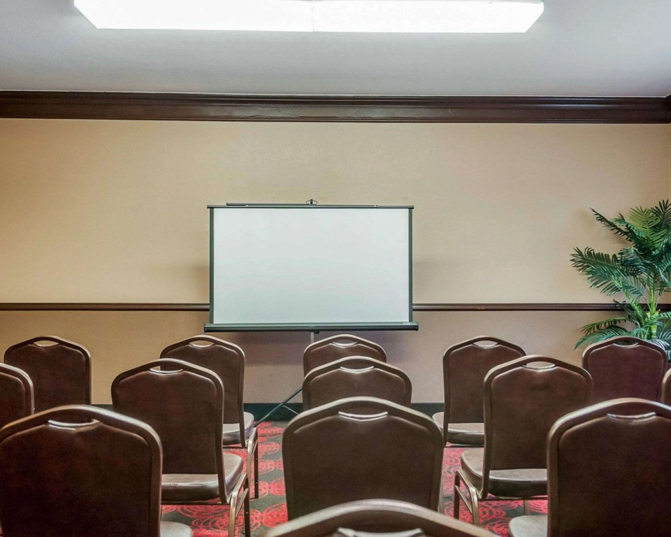 Quality Inn & Suites Albuquerque West