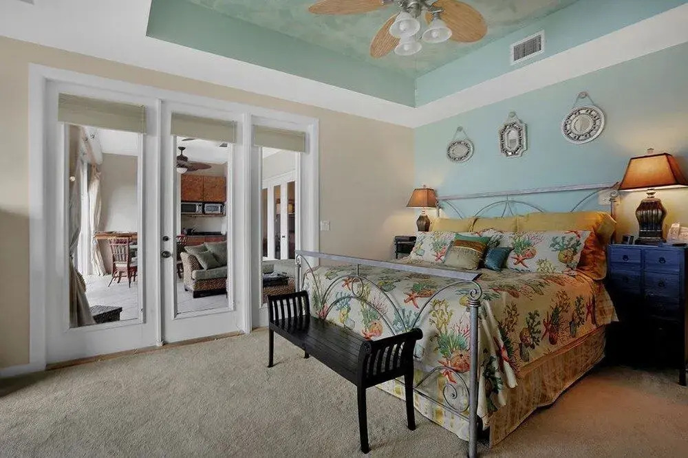Royal Marc #50612 - 3 Br Condo