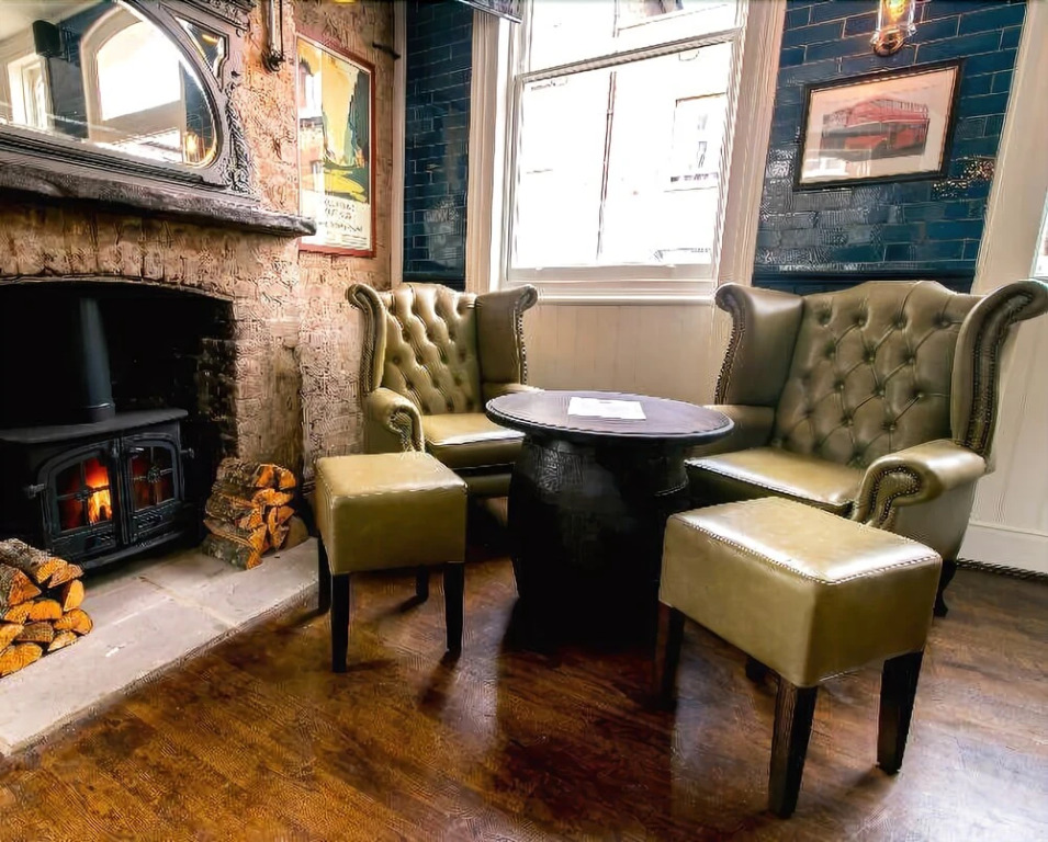 The Red Cow - Guest House