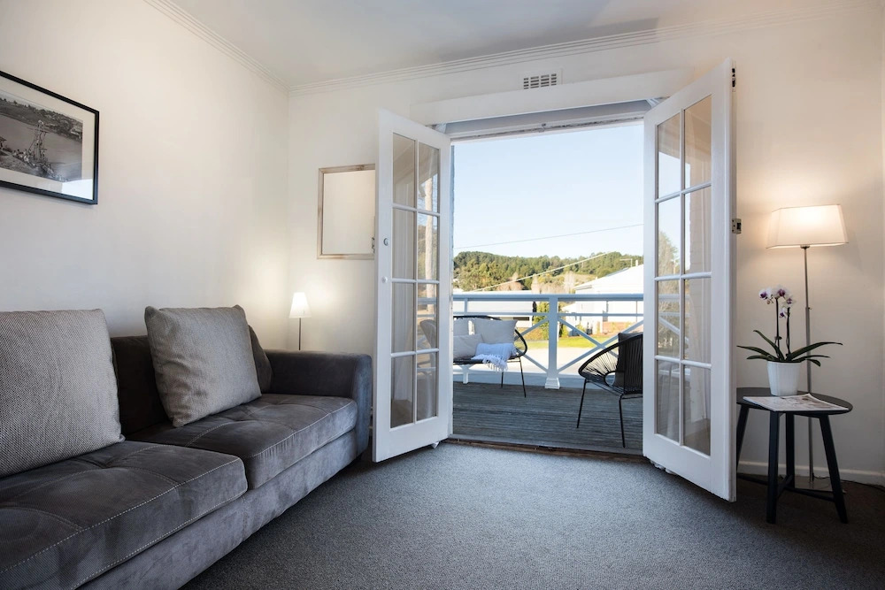 Lake Daylesford Apartments 5