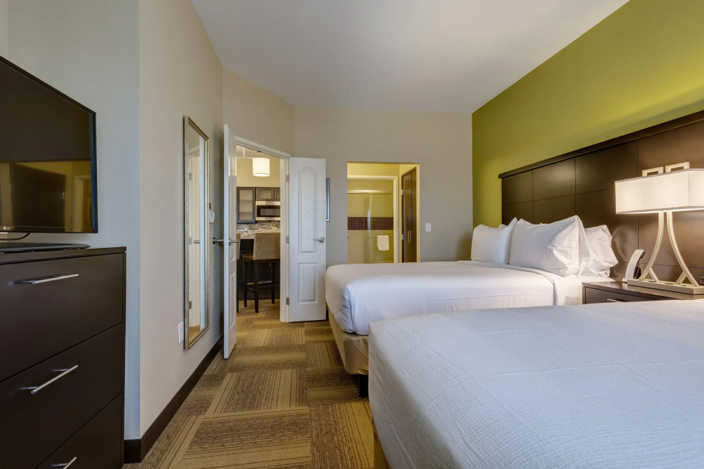 Staybridge Suites St Louis - Westport by IHG