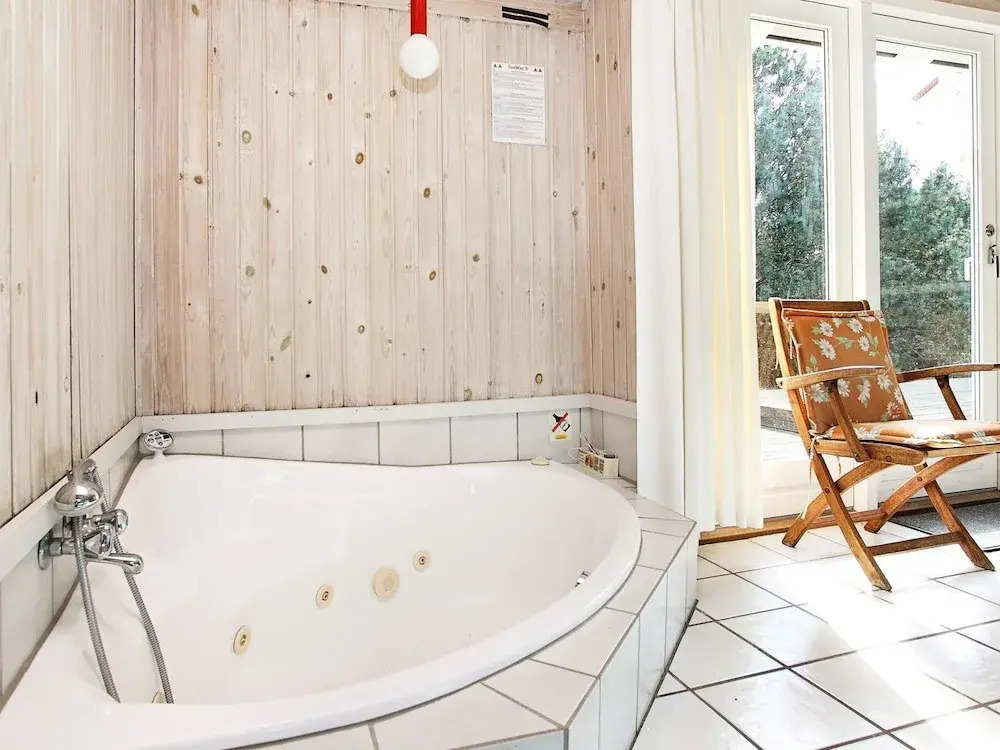 8 person holiday home in Læsø