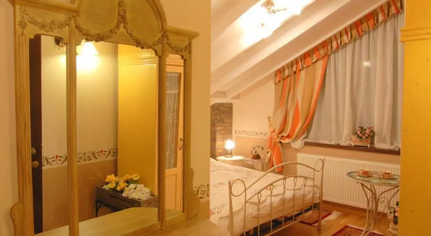Amadrias Luxury Mansion - SPA