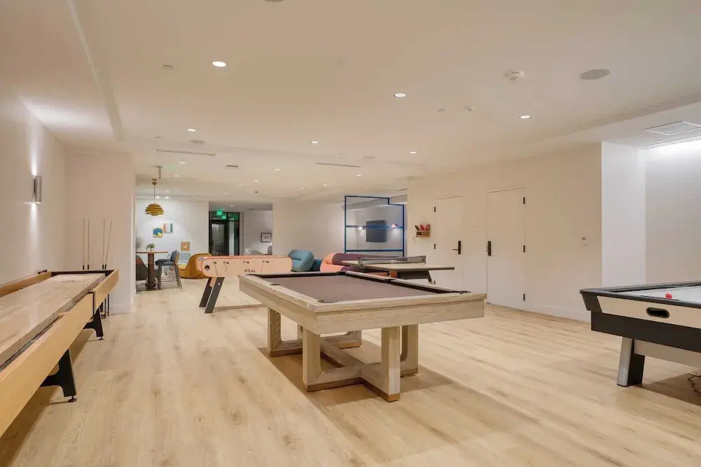 Alpine Oasis at Frontgate by Avantstay Luxe 3bdr Near Vail w/ Views Gym, Pool, Game Room