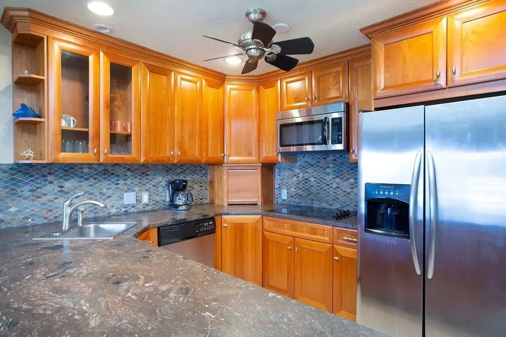 Kahana Sunset D9 2 Bedroom Condo by Redawning