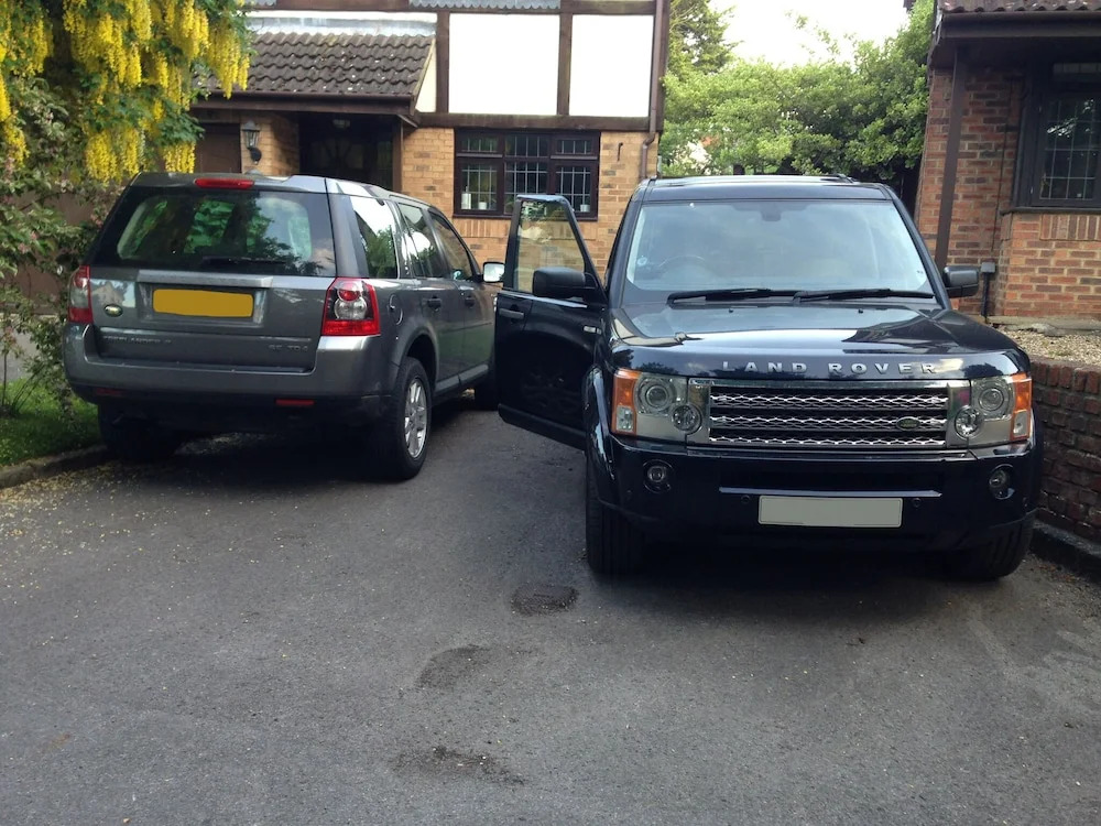 Spacious Homestay With Parking