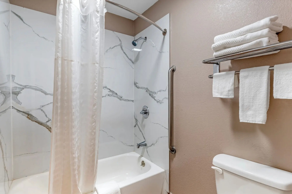 Quality Inn & Suites New Boston - Texarkana West