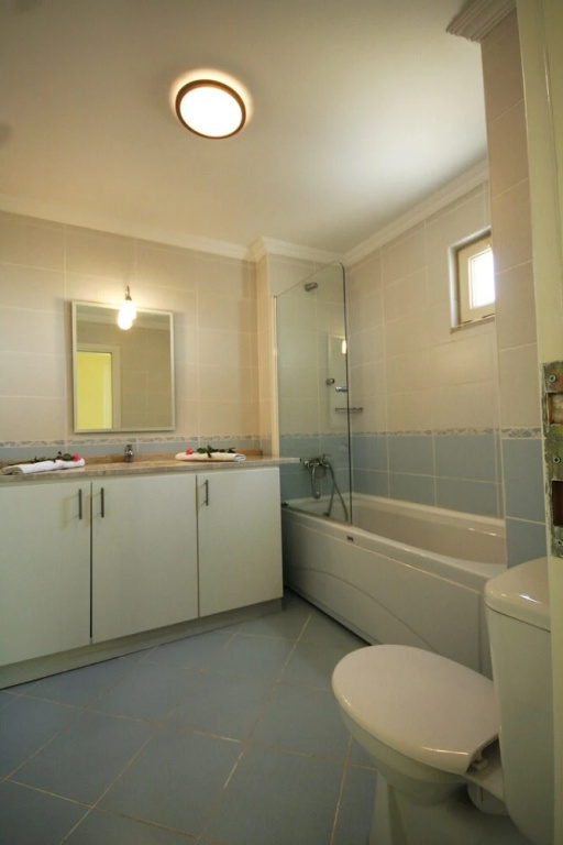 Important Group Turqouise Homes Cara