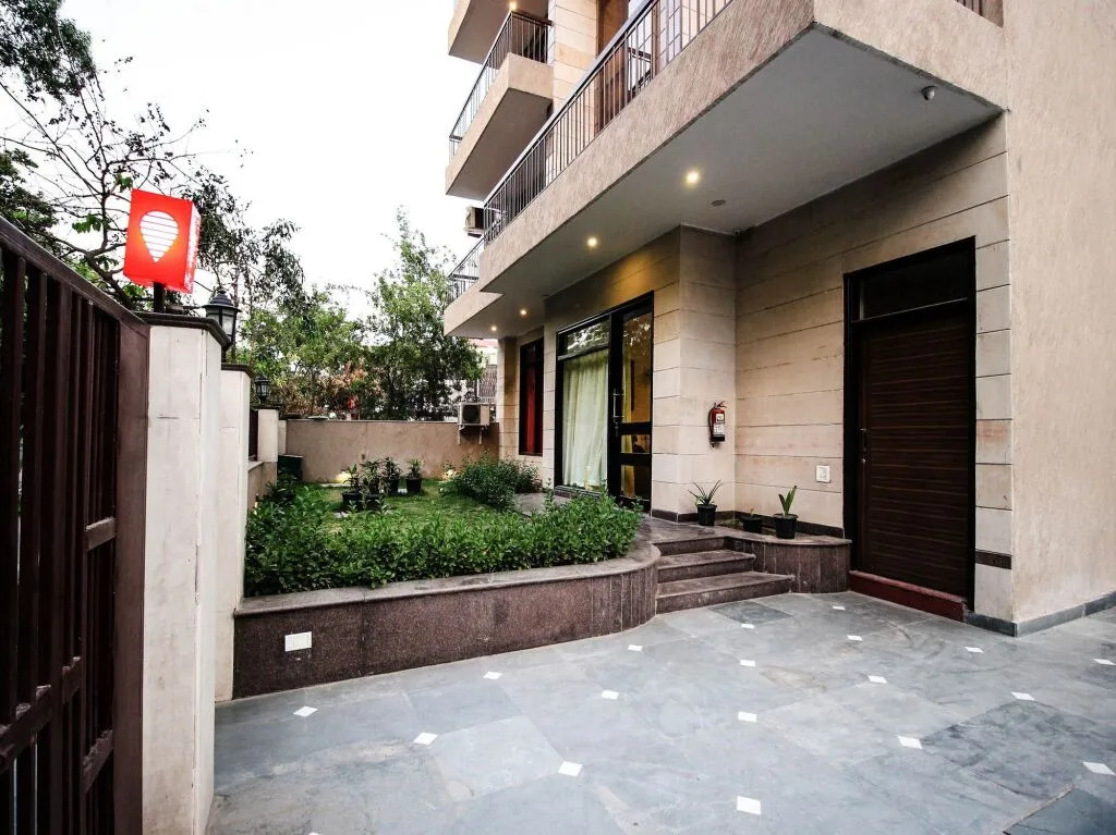 OYO Flagship 273 Noida Expressway SEZ