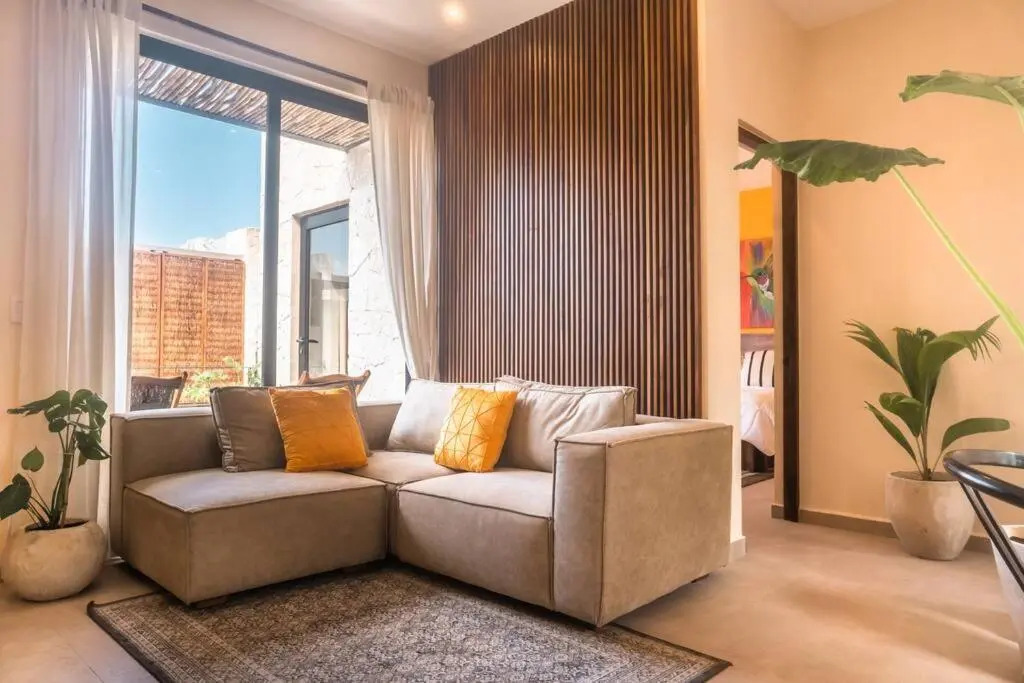 TOH luxury 2 Bedroom Minutes From Downtown