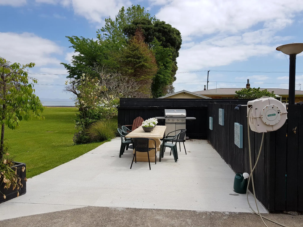 Coastal Motor Lodge