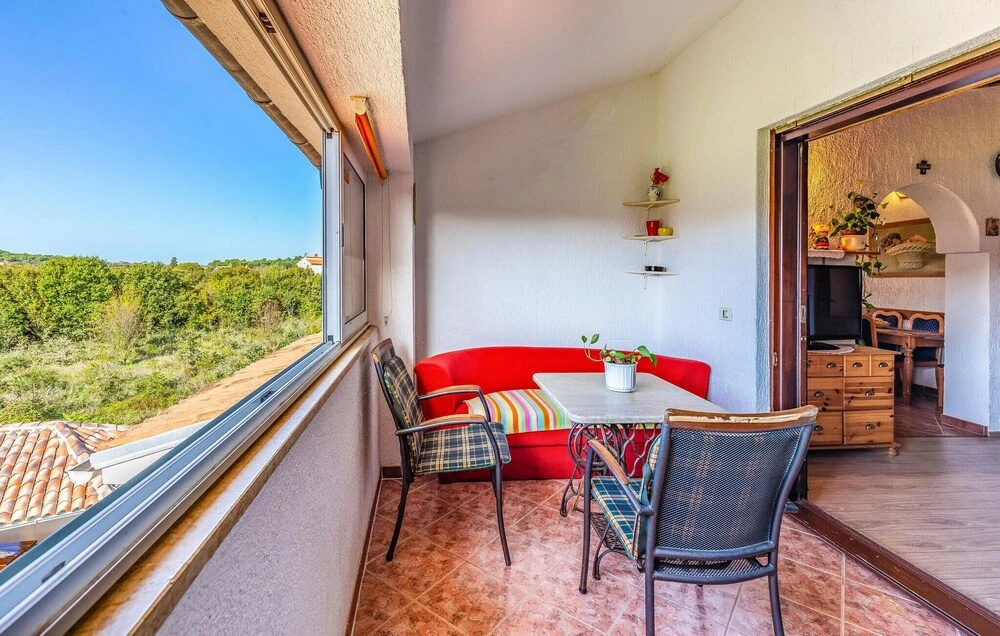 Amazing Home in Pula With Wifi and 2 Bedrooms
