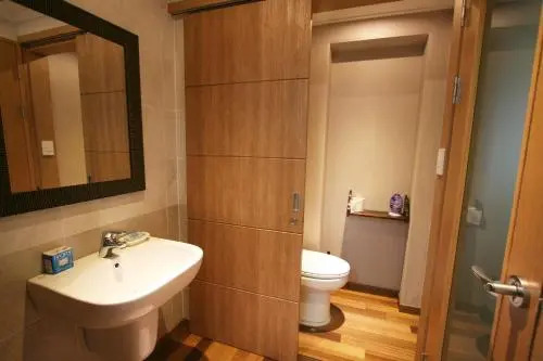 Guesthouse Gangnam — Female Only (гостевой дом для женщин)