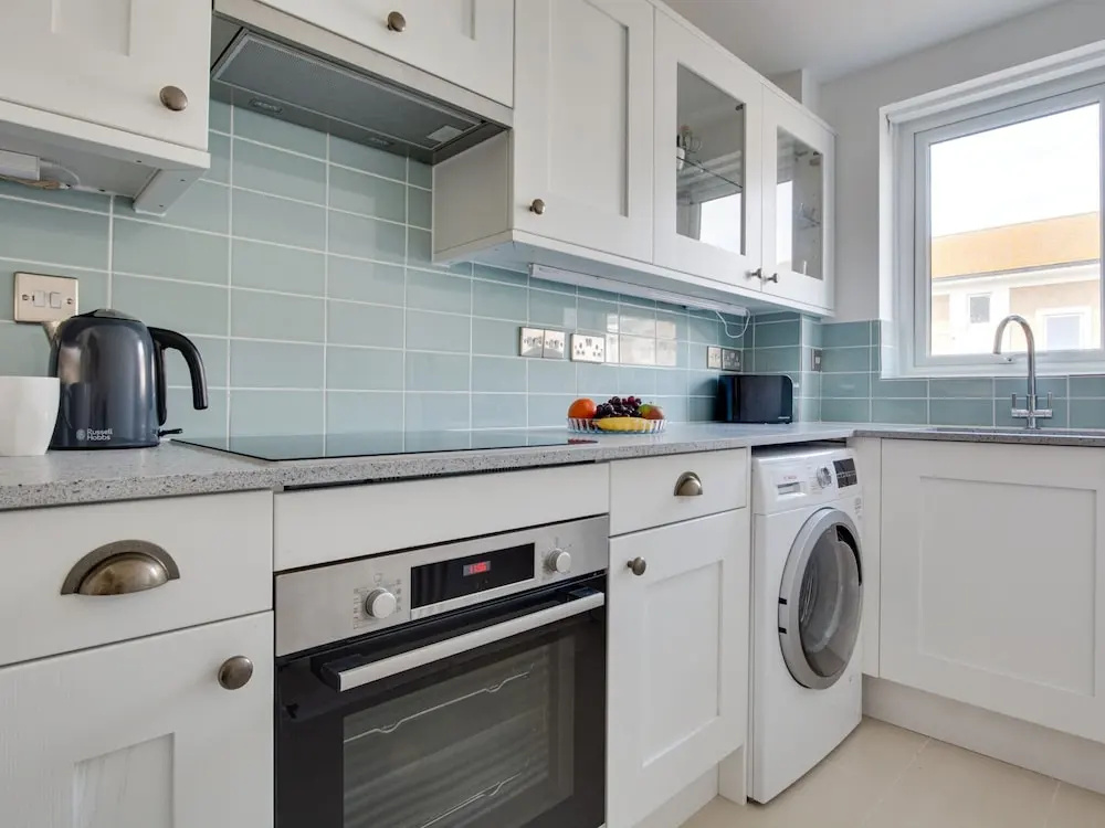 Cozy Apartment in Brighton near Sea