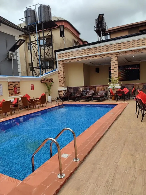 Immaculate Excellence Luxury Hotel