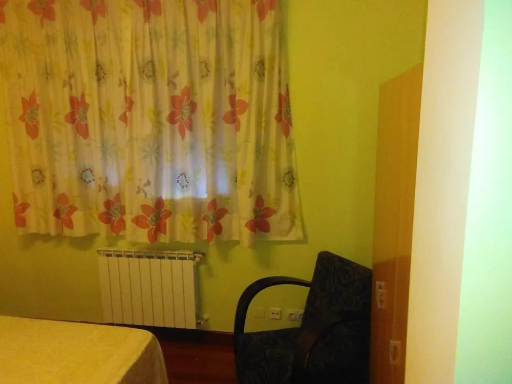 House With 3 Bedrooms in Santa Cruz de Bezana, With Furnished Garden