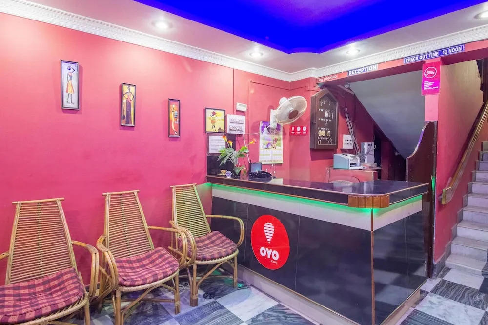 OYO 7359 Hotel Rhino