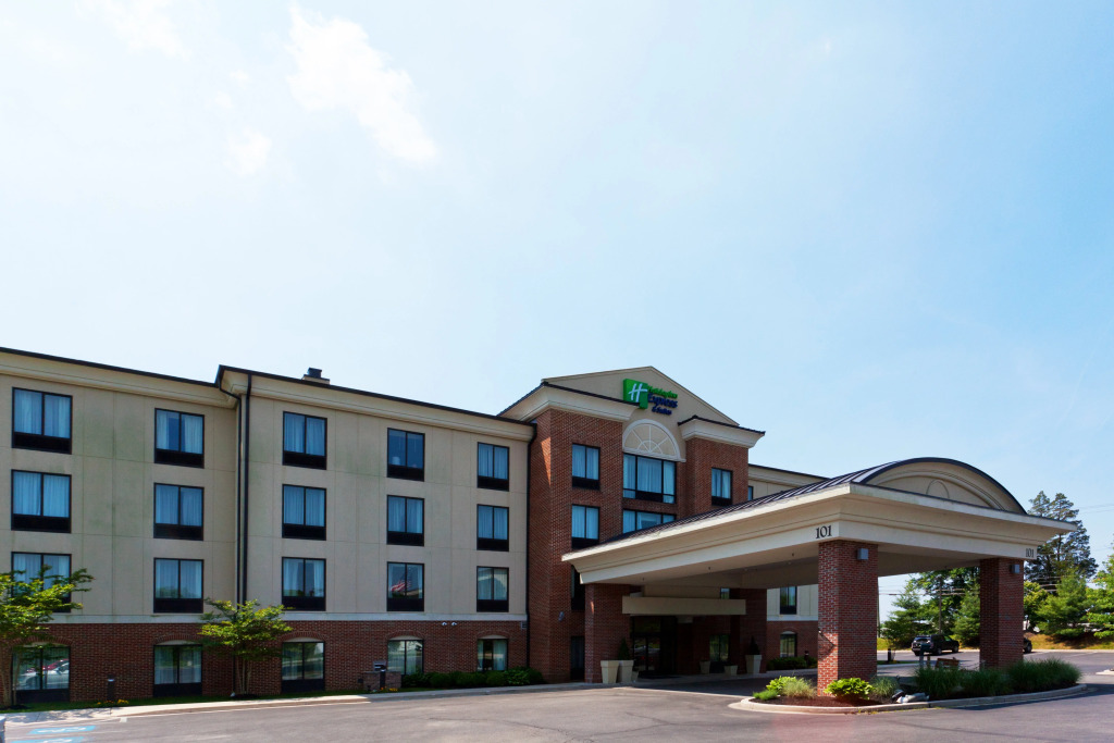 Holiday Inn Express Hotel & Suites-North East by IHG