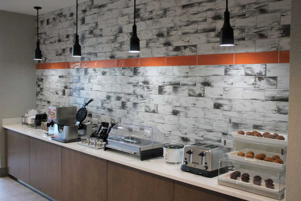 La Quinta Inn & Suites by Wyndham Bardstown