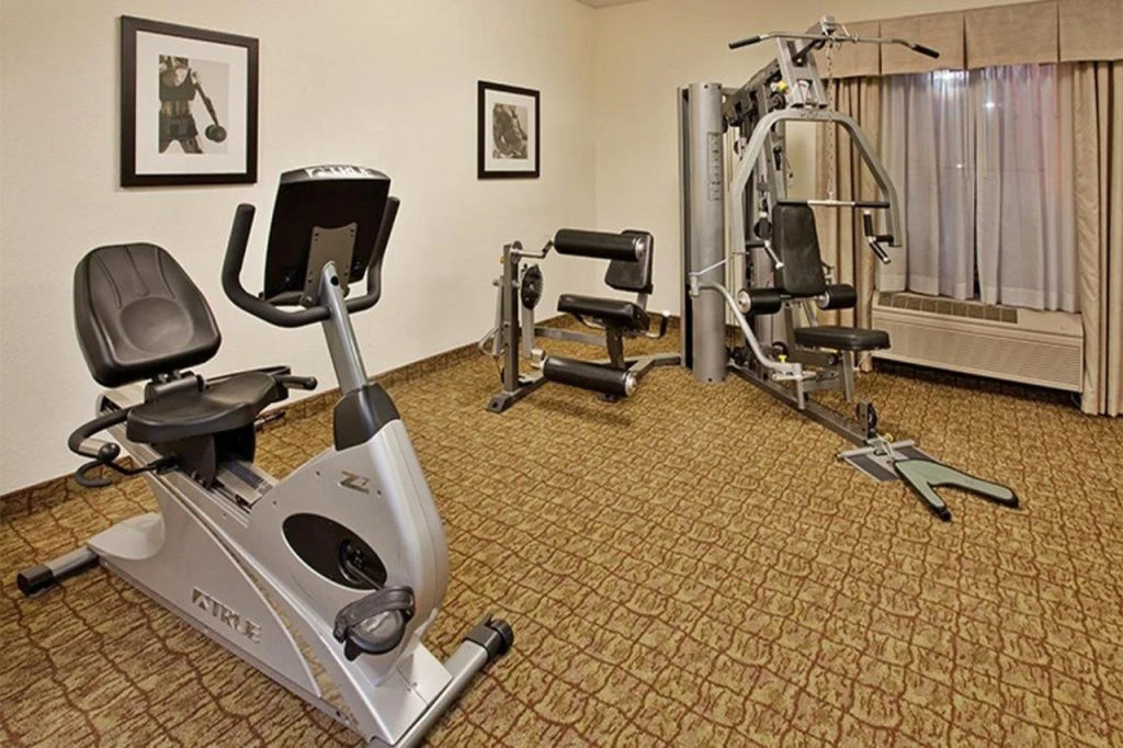 Comfort Inn & Suites Saint Louis Lafayette Square