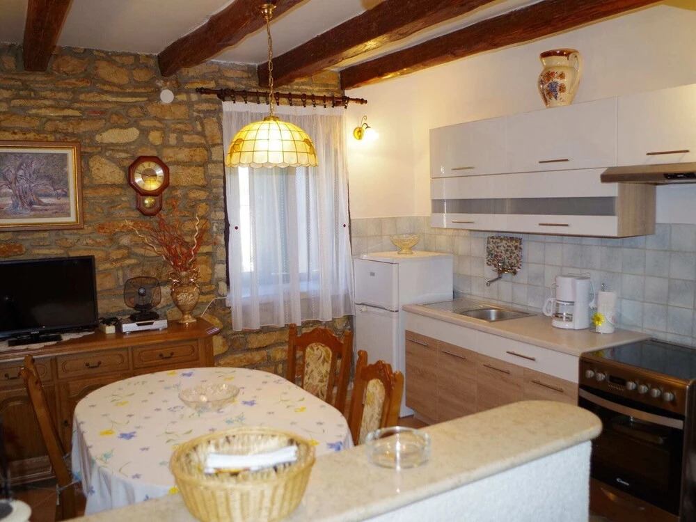 Country House in Rakalj With Scenic Sea Views