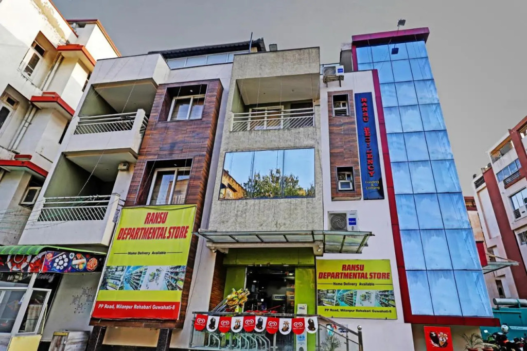 Itsy Hotels Ransu Residency
