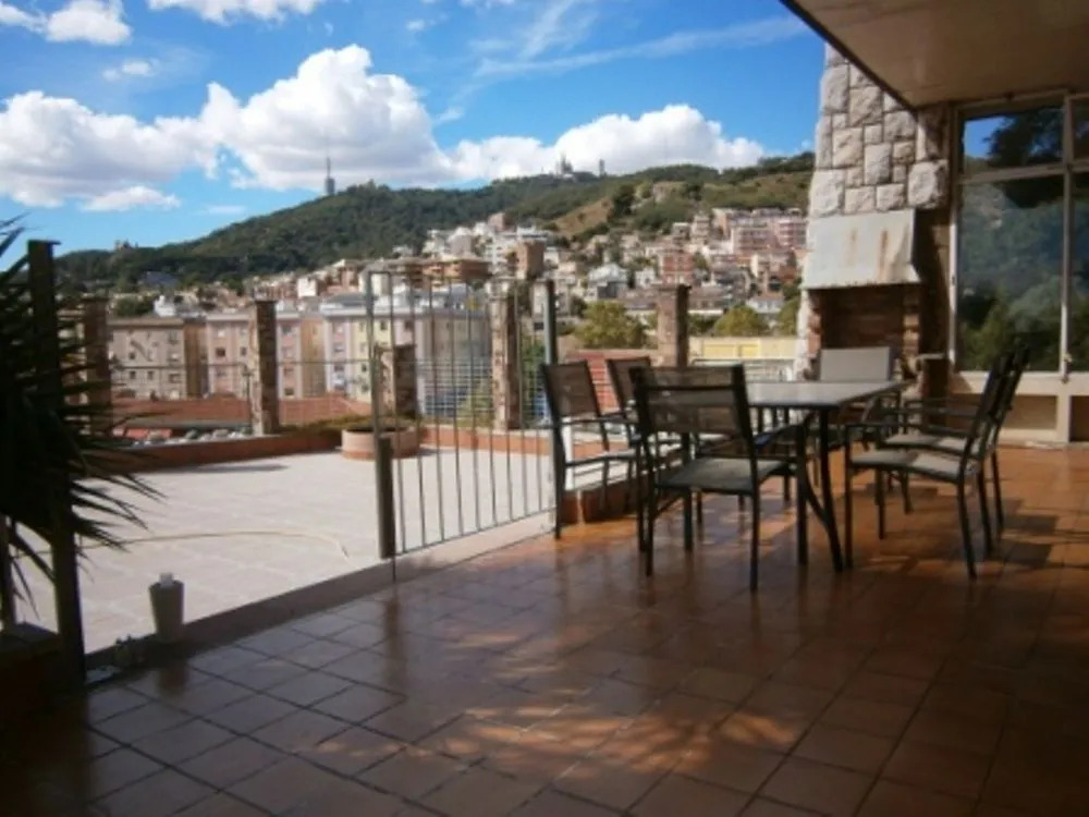 Bed&BCN Hills House
