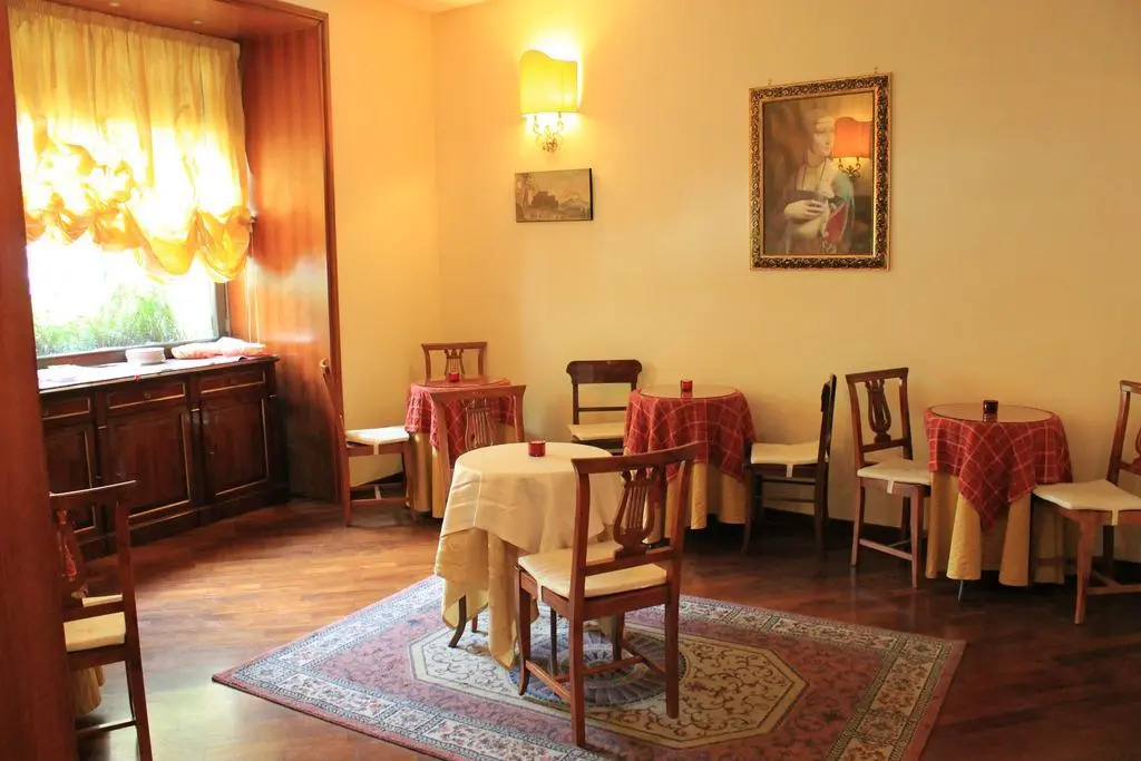 Hotel Suite Ares