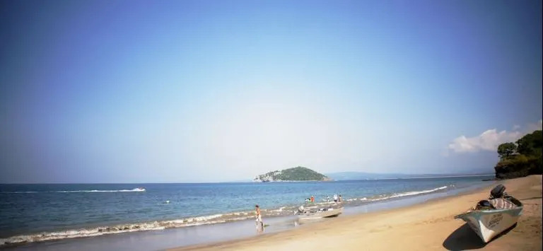 Akan Resort
