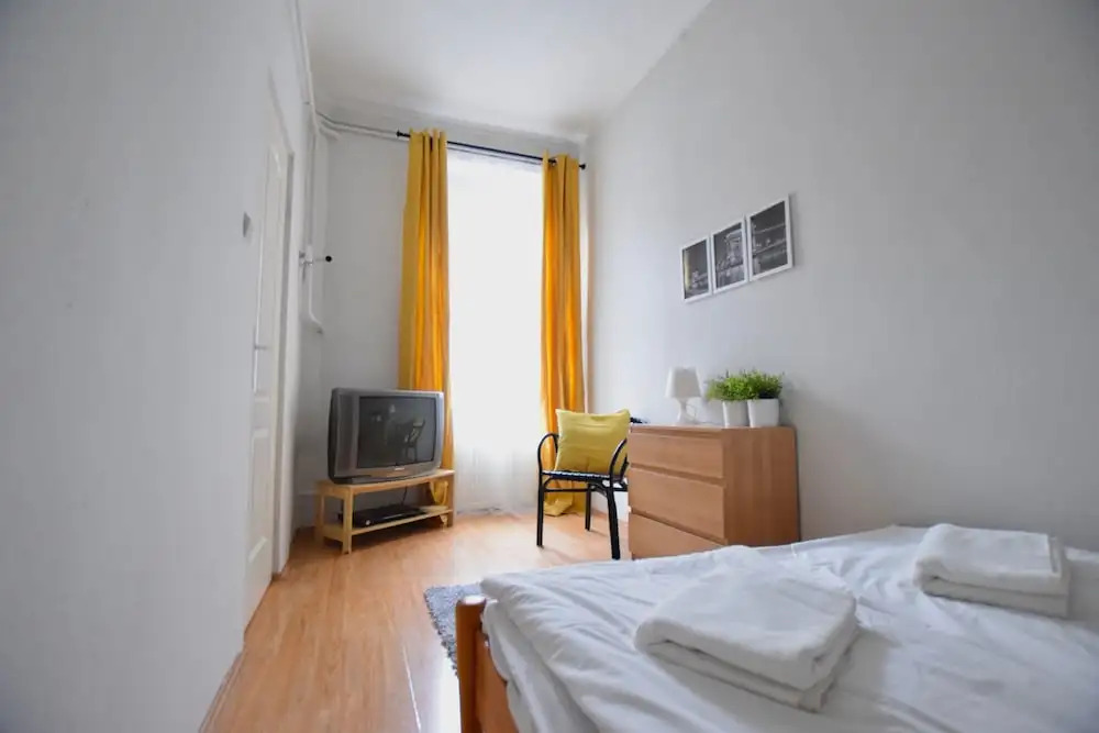 Budget Apartment by Hi5 - József Attila 10