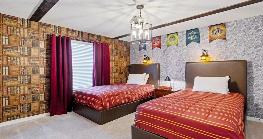 Opulent Retreat With Private Pool Near Disney