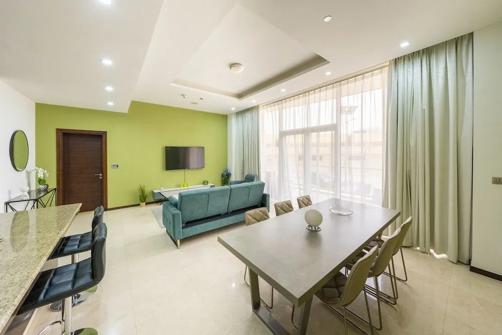 Modern beachfront 1BR apartment