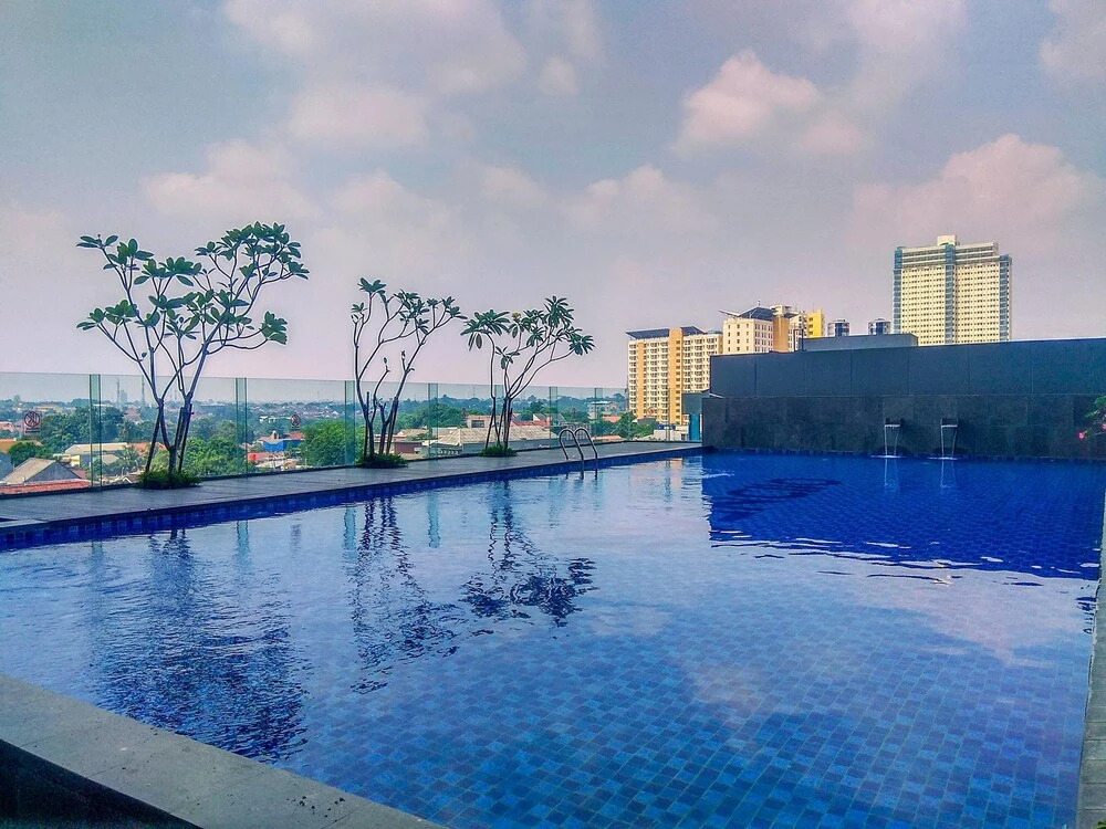 Comfort and Strategic Studio at Evenciio Apartment Near Campus Area